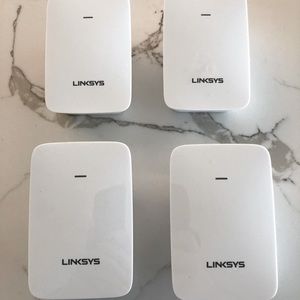 Linksys RE6350 AC1200 Dual-Band WiFi range extender/booster
